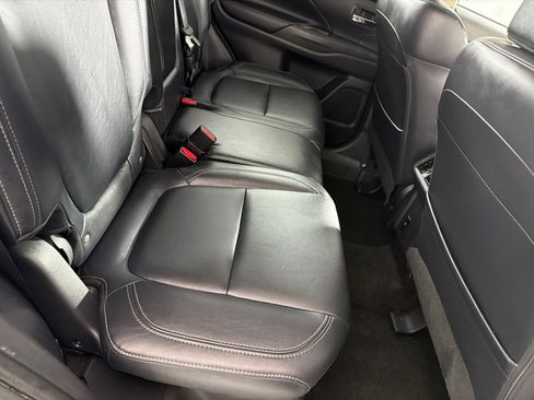 Used 2020 Mitsubishi Outlander SEL AWD/4WD image 22