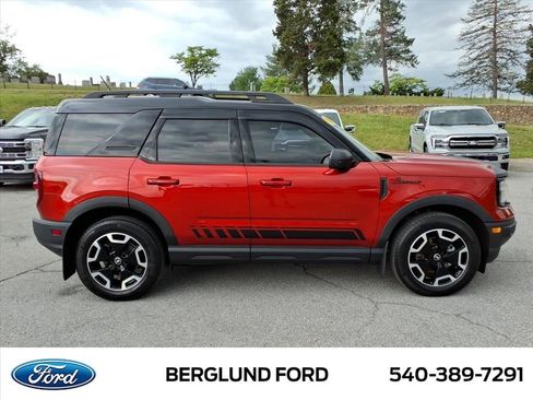 Used 2023 Ford Bronco Sport Outer Banks AWD/4WD image 4