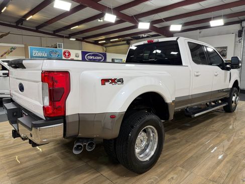 Used 2019 Ford F350 Lariat w/ Lariat Ultimate Package AWD/4WD image 5