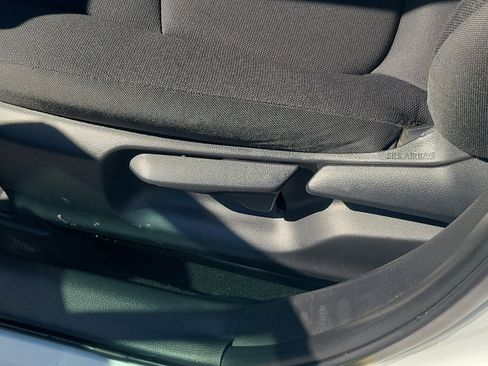 Certified 2022 Toyota Corolla LE image 22