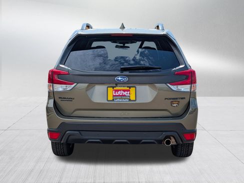 Used 2022 Subaru Forester Wilderness AWD/4WD image 6