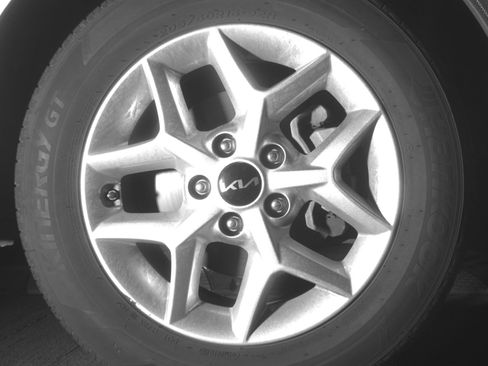 Used 2025 Kia Soul LX w/ LX Technology Package image 13