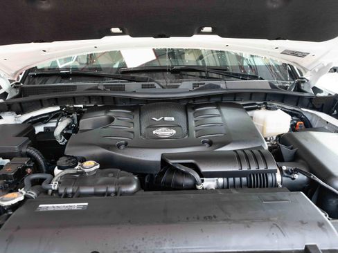 Used 2024 Nissan Armada SL w/ Captain's Chairs Package image 32