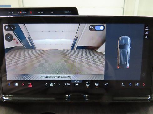 Used 2025 Ford Expedition Platinum w/ Platinum Ultimate Package image 22