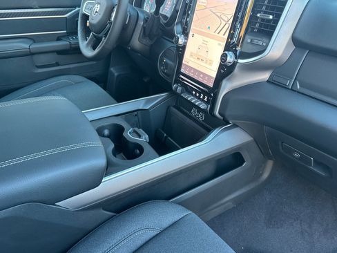 New 2026 RAM 3500 Big Horn AWD/4WD image 14