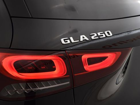 Certified 2023 Mercedes-Benz GLA 250 image 12