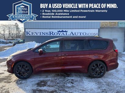 Used 2020 Chrysler Pacifica Touring-L w/ Advanced Safetytec Group