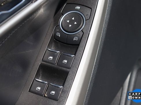 Used 2021 Ford Explorer XLT image 14