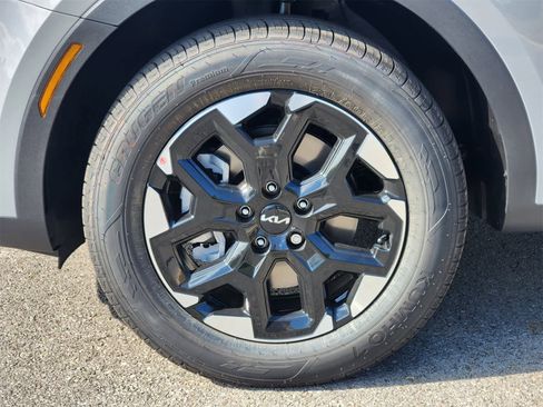 New 2026 Kia Sorento S image 9