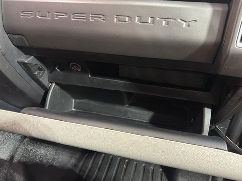 Used 2017 Ford F350 XLT w/ XLT Value Package image 21