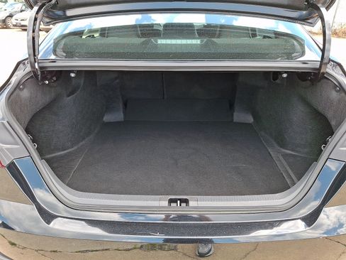 Used 2025 Toyota Camry SE FWD image 30