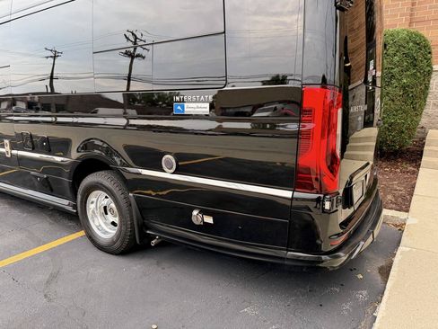 Used 2020 Mercedes-Benz Sprinter 3500 image 41