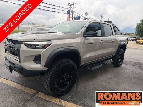 New 2026 Chevrolet Colorado ZR2 w/ Midnight Edition AWD/4WD image 7