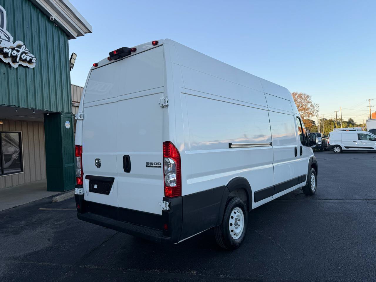 Used 2023 RAM ProMaster 3500 w/ Safety Group FWD image 3