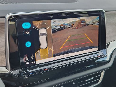 New 2026 Volkswagen Atlas SEL Premium R-Line image 13