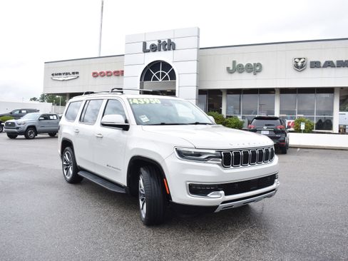 Used 2022 Jeep Wagoneer Series II w/ Premium Group I image 1