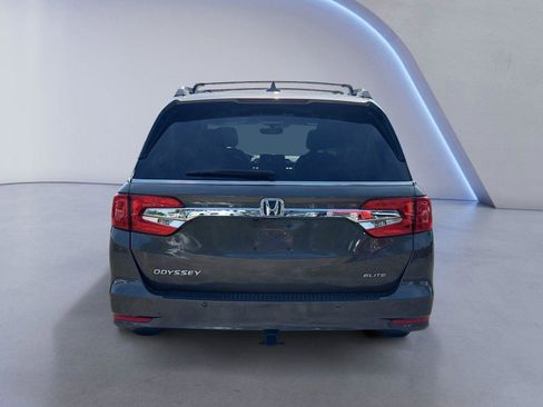 Used 2019 Honda Odyssey Elite image 4