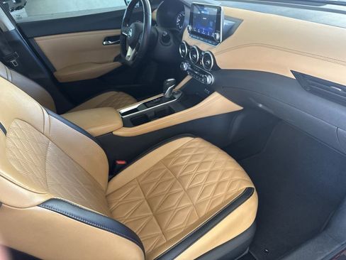 Used 2022 Nissan Sentra SV w/ SV Premium Package image 37