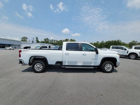 Used 2025 Chevrolet Silverado 2500 LT w/ Safety Package AWD/4WD image 7