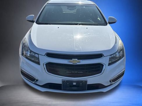 Used 2015 Chevrolet Cruze LT FWD image 1