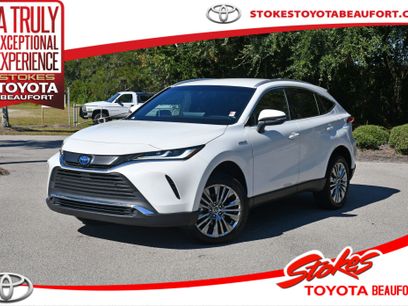 Certified 2021 Toyota Venza LE