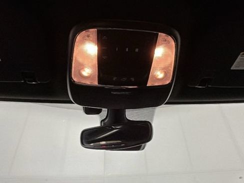 Used 2020 Jeep Grand Cherokee Altitude AWD/4WD image 25