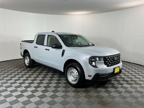 Used 2026 Ford Maverick XL AWD/4WD image 3