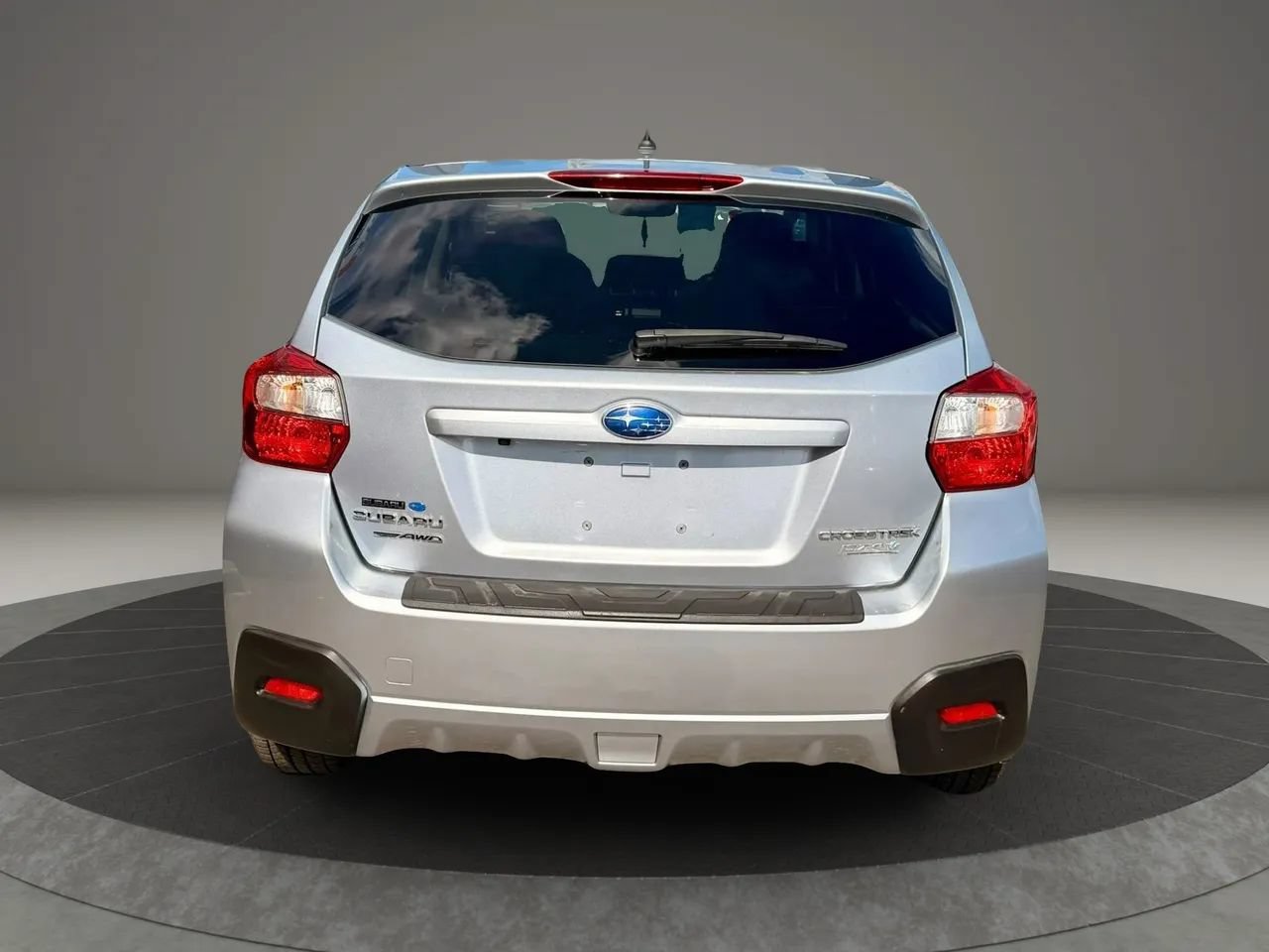 Used 2017 Subaru Crosstrek 2.0i Premium w/ Moonroof Package AWD/4WD image 5
