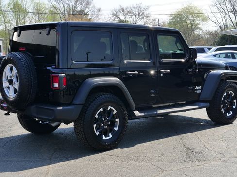 Used 2021 Jeep Wrangler Unlimited Sport w/ Sun And Sound Package AWD/4WD image 9