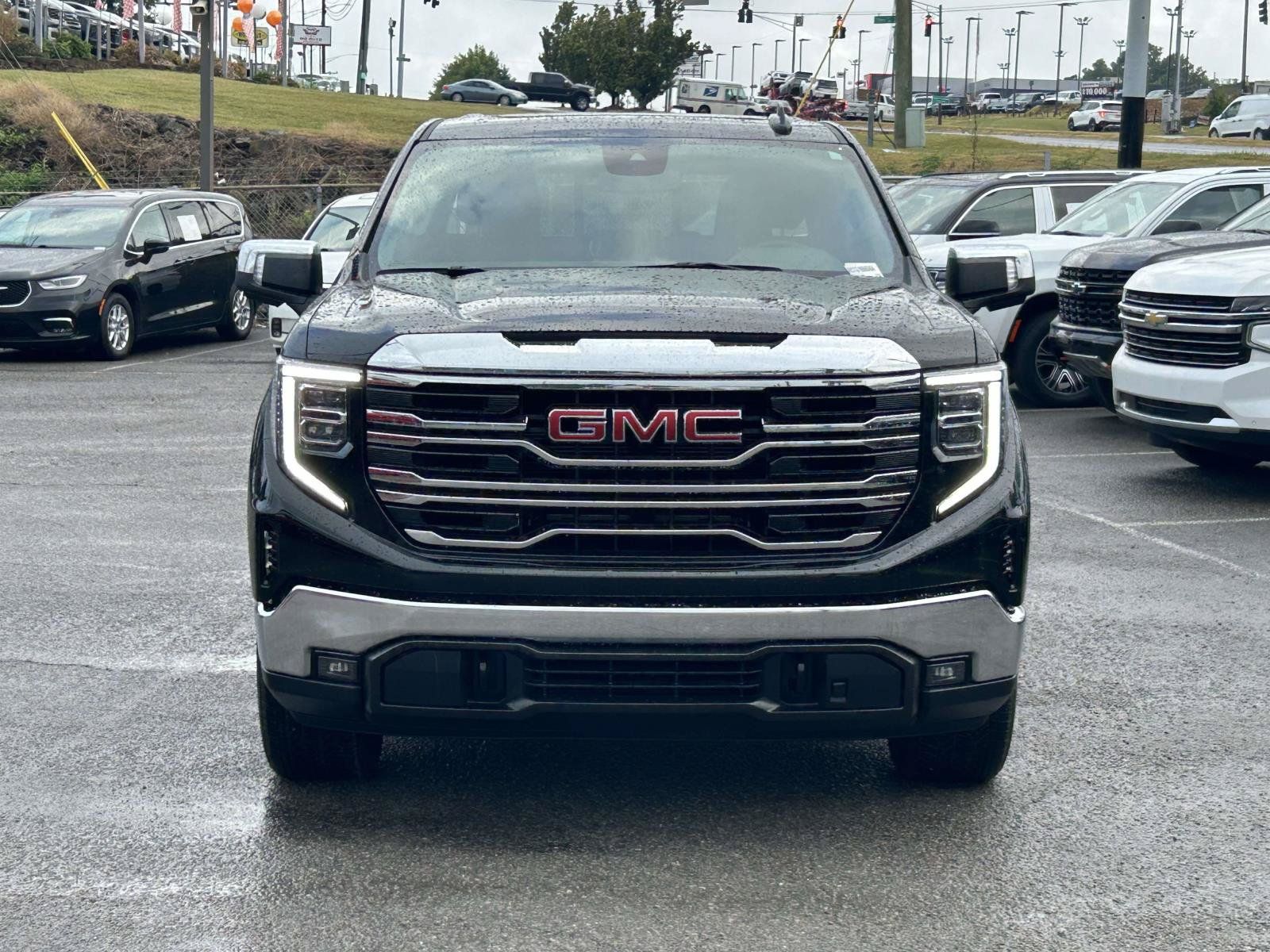 Used 2026 GMC Sierra 1500 SLT w/ SLT Premium Package AWD/4WD image 2