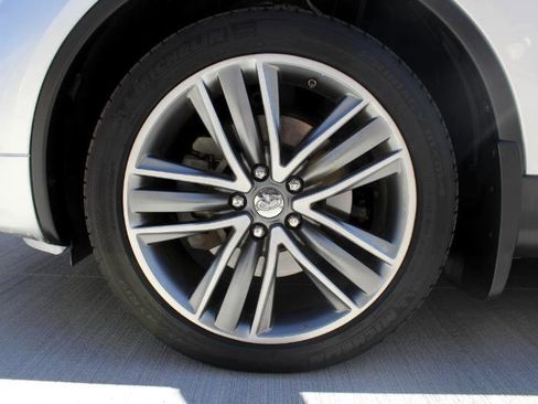 Used 2016 INFINITI QX50 AWD w/ Premium Plus Package image 31