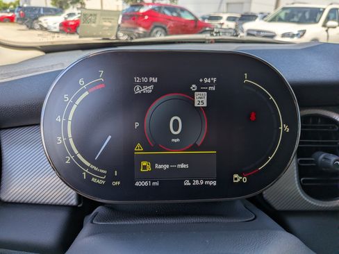 Used 2024 MINI Cooper 2-Door Hardtop FWD image 22