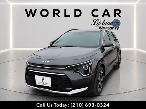 New 2025 Kia Niro EX Touring image 3