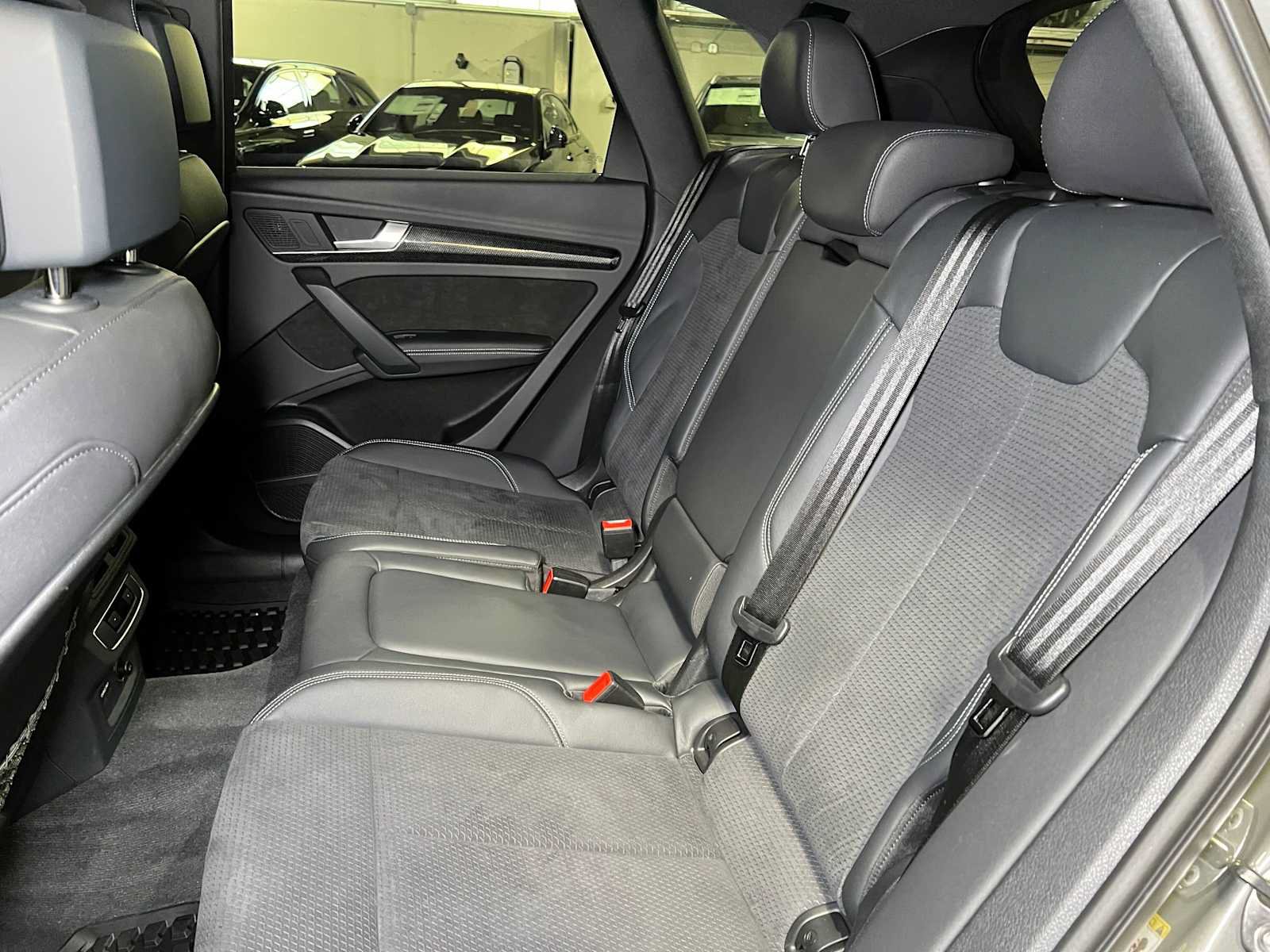 Used 2024 Audi SQ5 Premium Plus w/ Premium Plus Package AWD/4WD image 19