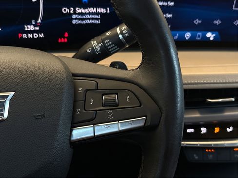 Used 2024 Cadillac XT4 Premium Luxury FWD image 27