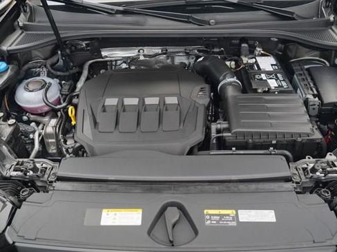 New 2025 Audi Q3 2.0T Premium image 12