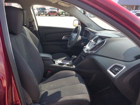Used 2017 GMC Terrain SLE AWD/4WD image 28