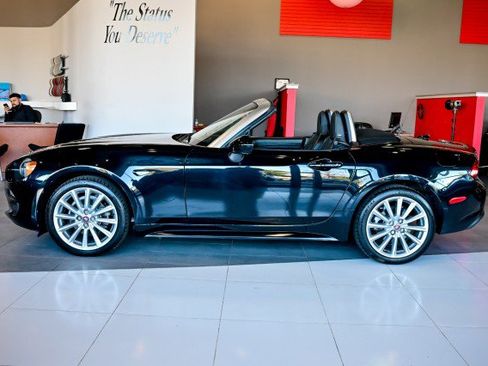 Used 2019 FIAT 124 Spider Lusso w/ Convenience Group image 15