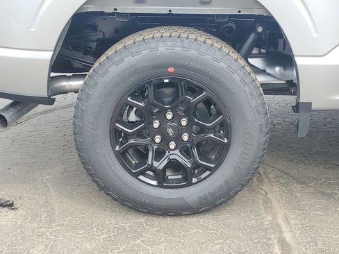 New 2025 Ford F150 XLT w/ Equipment Group 302A MID image 5