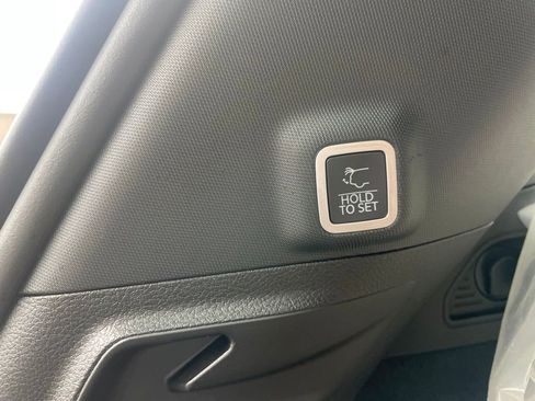 Used 2024 Jeep Grand Cherokee Trailhawk w/ Luxury Tech Group III image 15