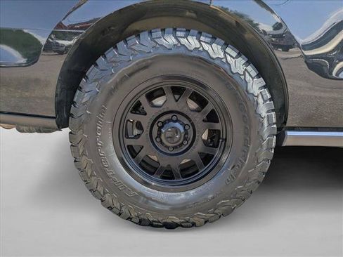Used 2019 Ford Expedition Limited w/ Equipment Group 301A AWD/4WD image 22