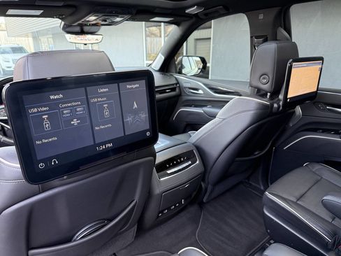 Used 2021 Cadillac Escalade Sport w/ Driver Assist Tech Package image 16