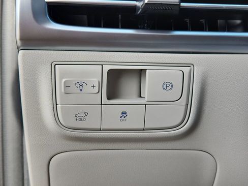 New 2026 Hyundai Tucson Limited image 30