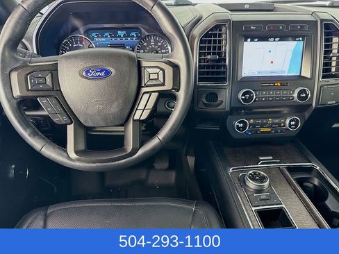 Used 2018 Ford Expedition Limited w/ Equipment Group 301A RWD image 26