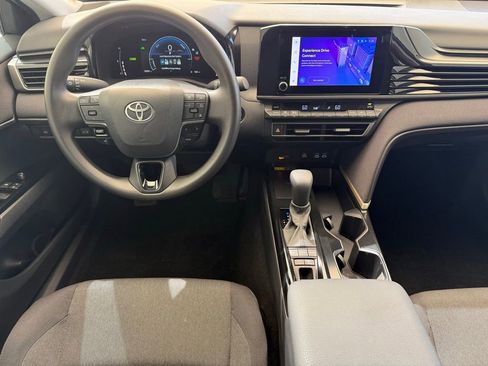 Used 2025 Toyota Camry LE w/ Convenience Package FWD image 25