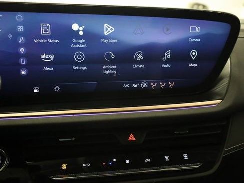 Used 2024 Buick Envision Sport Touring image 22