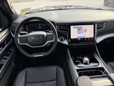 New 2026 Jeep Grand Wagoneer L Limited w/ Premium Group II image 11