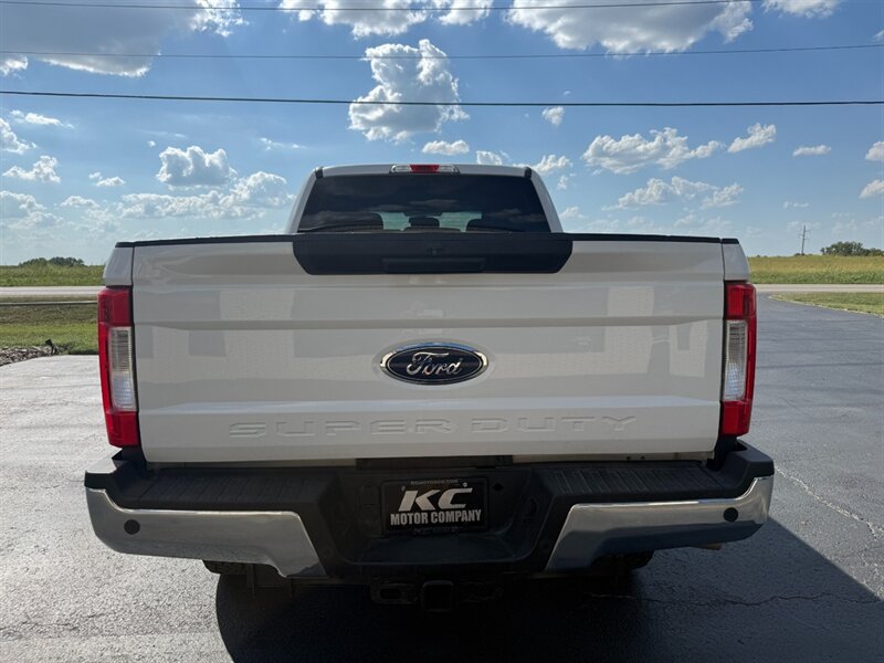 Used 2018 Ford F250 XLT w/ XLT Value Package AWD/4WD image 7