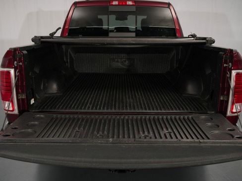Used 2016 RAM 1500 Laramie w/ Convenience Group AWD/4WD image 17