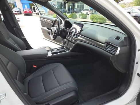 Certified 2021 Honda Accord Sport image 27